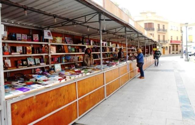 La Feria del Libro de Ocasión finaliza este próximo domingo