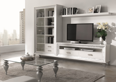 Salón comedor expuesto en la tienda de muebles Juan en Cieza.