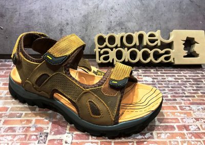 Sandalias y chanclas de la marca Coronel Tapiocca.