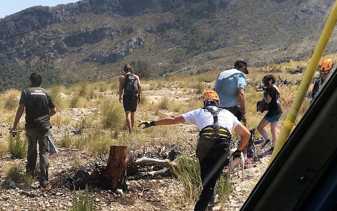 Rescatados por aire 3 excursionistas extraviados en el Cañón de Almadenes
