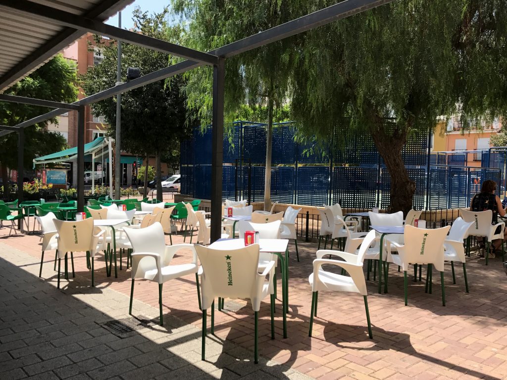 Foto de la terraza de verano del Restaurante Casa Mónaco en Cieza.