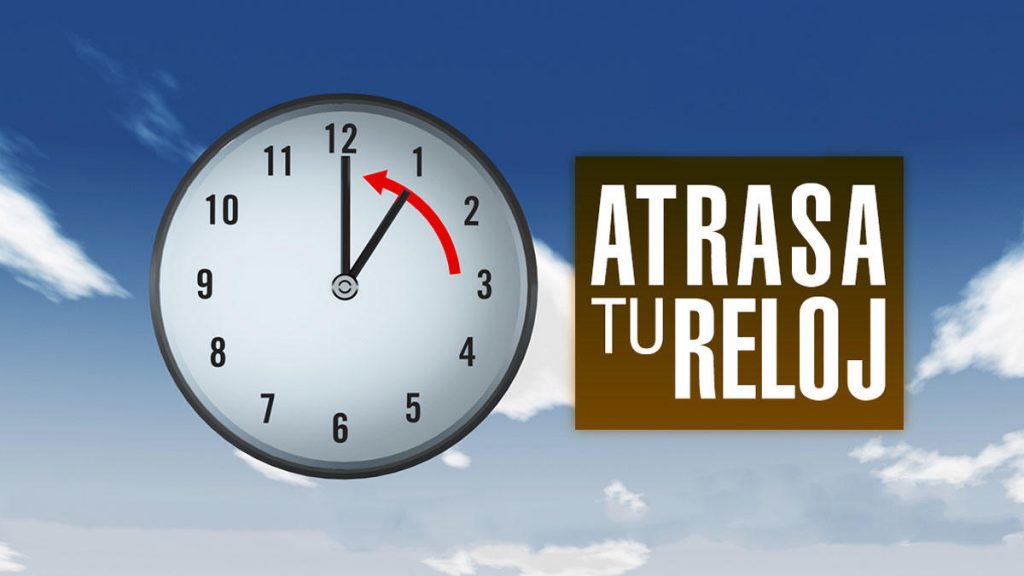 este sábado cambiamos la hora así que atrasamos nuestros relojes una hora en cieza.