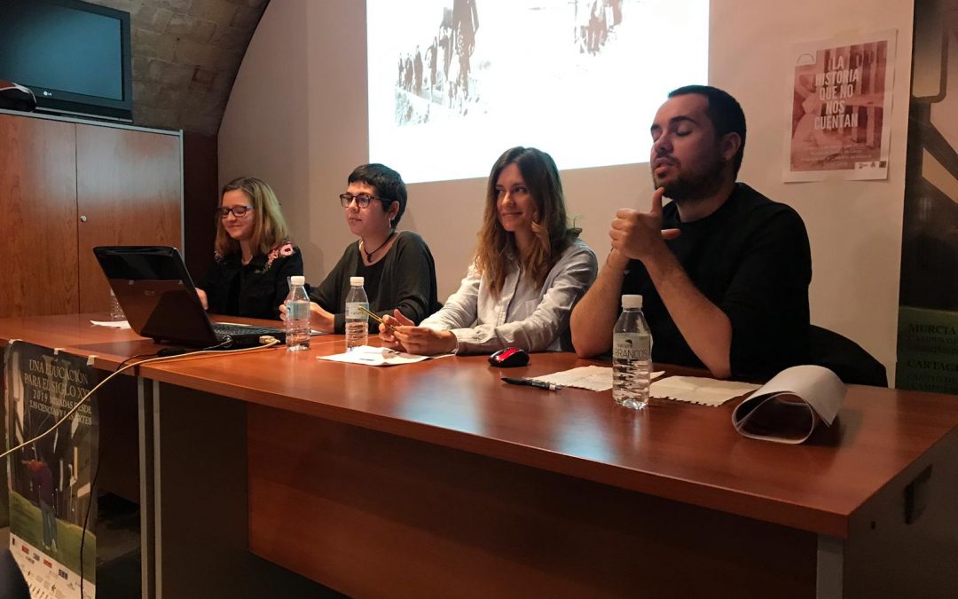 El Colectivo de Historia Social de Cieza arrasó con su conferencia ‘La historia que no nos cuentan’