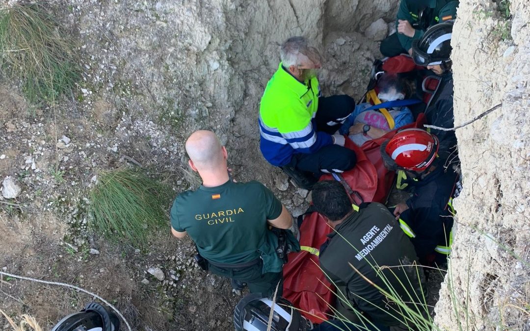 Rescatan a una senderista tras sufrir una caída en La Atalaya