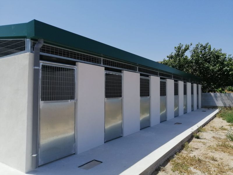 Cieza cuenta ya con un nuevo centro de acogida de animales