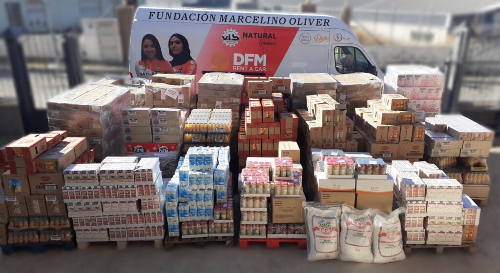 Donación alimentos Fundación Marcelino Oliver, Cieza.