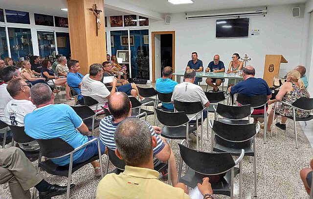 Explican a la JHP las funciones de la Concejalía de Semana Santa