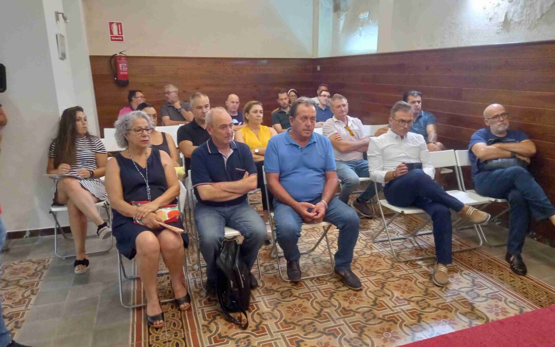 El Alcalde anima a empresas de Cieza a optar por ayudas LEADER