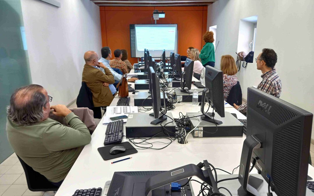 Actualización formativa de los funcionarios municipales