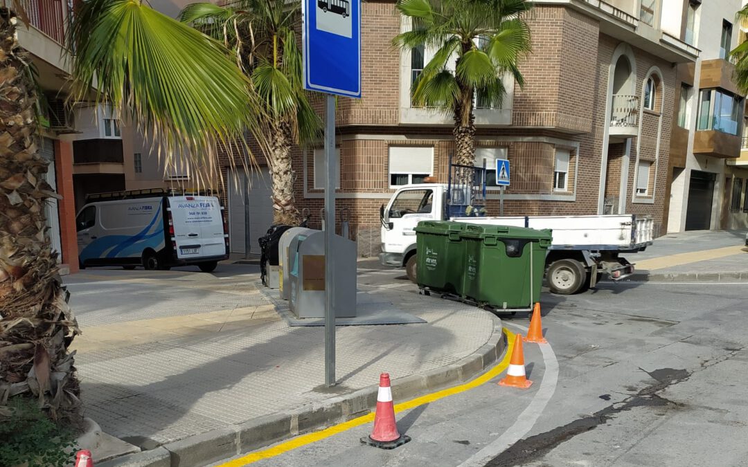 Nueva parada para el bus urbano en Cañada de la Horta