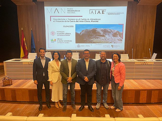 Neandertales y Sapiens en el Cañón de Almadenes: el Proyecto de la Cueva del Arco