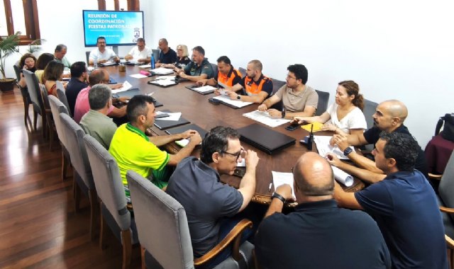 Reunión de coordinación para las actividades de la Feria y Fiestas en Honor a San Bartolomé 2025
