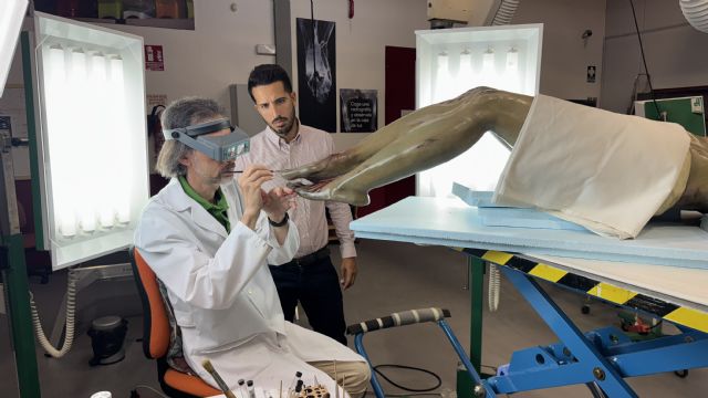 El Centro de Restauración de la Comunidad rehabilita la imagen del Cristo del Consuelo