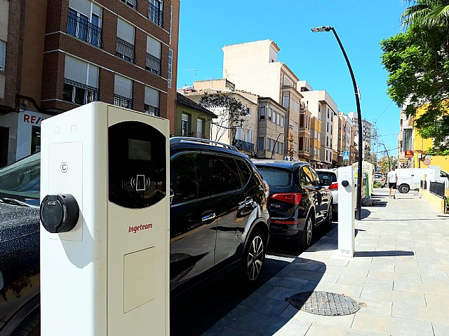 El Camino de Murcia estrena estación de recarga para vehículos eléctricos